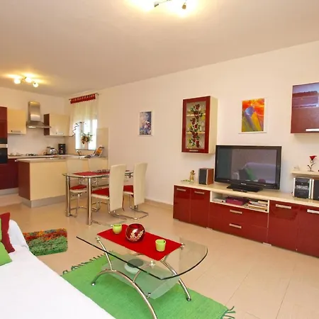 Fuer 4 Personen Ca 48 Qm In Fazana, Istrien Istrische Riviera *