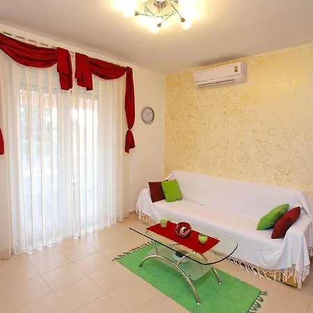 Apartment Fuer 4 Personen Ca 48 Qm In Fazana, Istrien Istrische Riviera